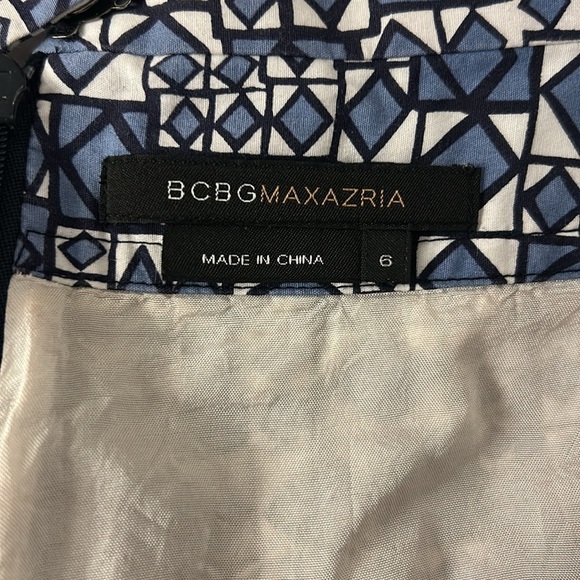BCBGMaxAzria Blue and White A-Line Skater Skirt - Picture 6 of 9